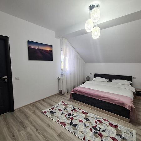 Pensiunea Lavanda, Piatra-Neamt Piatra Neamt Ngoại thất bức ảnh