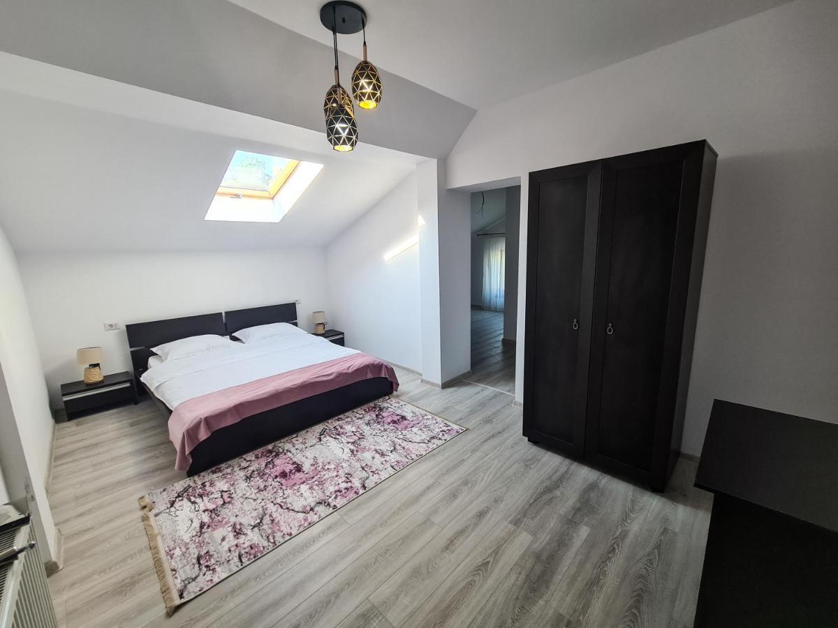 Pensiunea Lavanda, Piatra-Neamt Piatra Neamt Ngoại thất bức ảnh